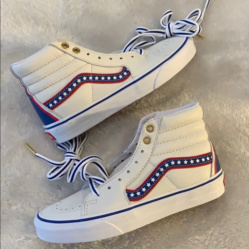 🇺🇸 RARE NWT Leather RWB Vans Sk8-hi’s